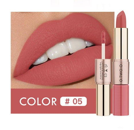 Long Lasting Lip Gloss Lipstick – Natural Color & Waterproof Finish
