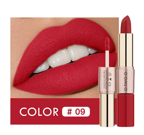 Long Lasting Lip Gloss Lipstick – Natural Color & Waterproof Finish